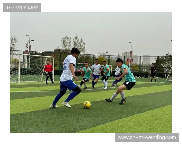 足球比赛中的球员跑位与进攻空间创造